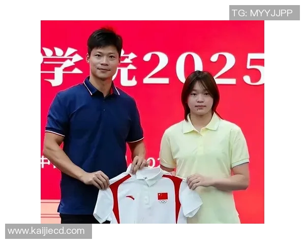 中国跳水运动员拼搏历程与奥运荣耀：从启蒙到世界之巅的奋斗故事