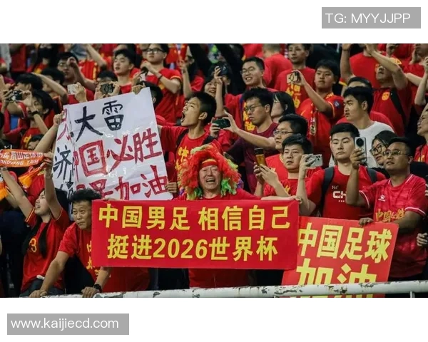 2022年中国足球明星的崛起与挑战解析及未来发展展望